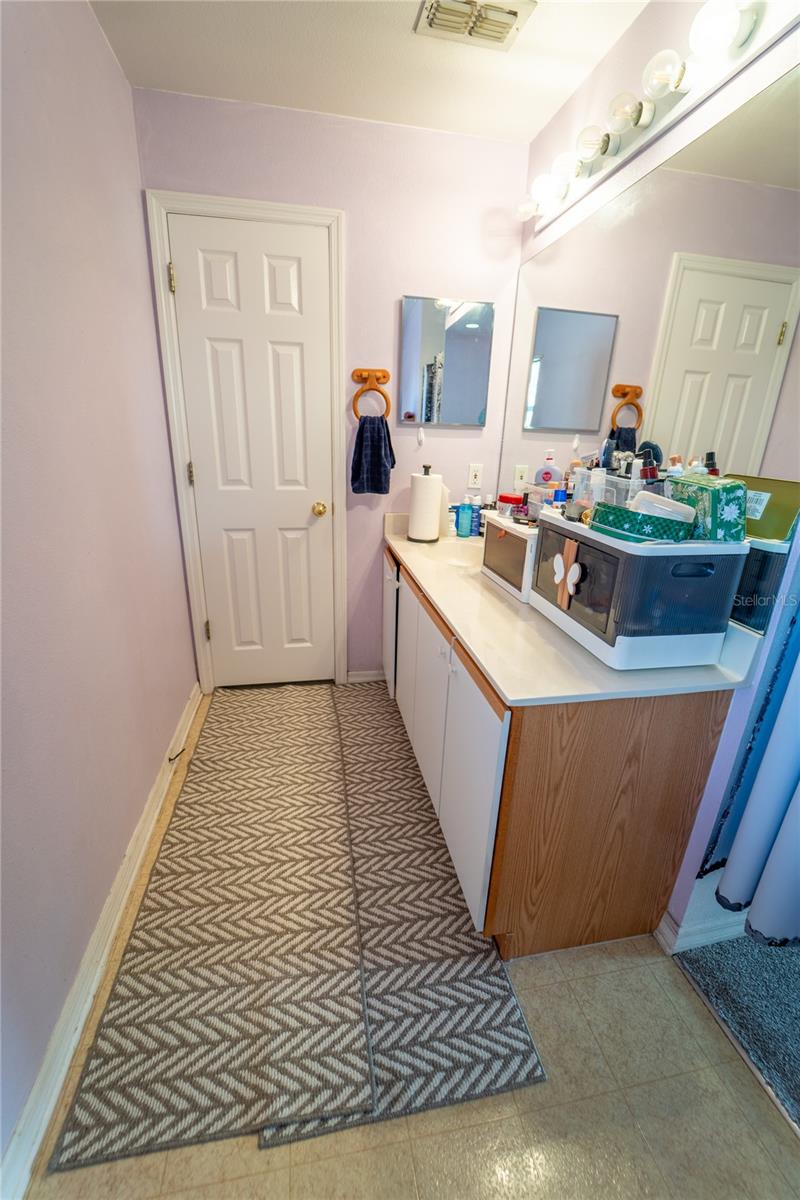 10529 MARONDA DR — photo 22