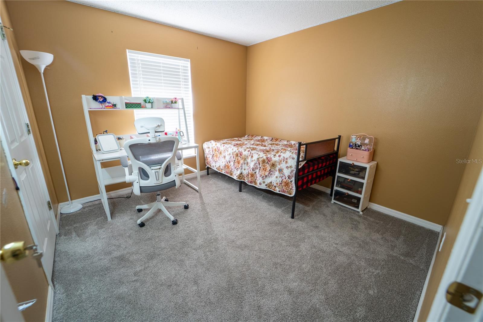 10529 MARONDA DR — photo 24