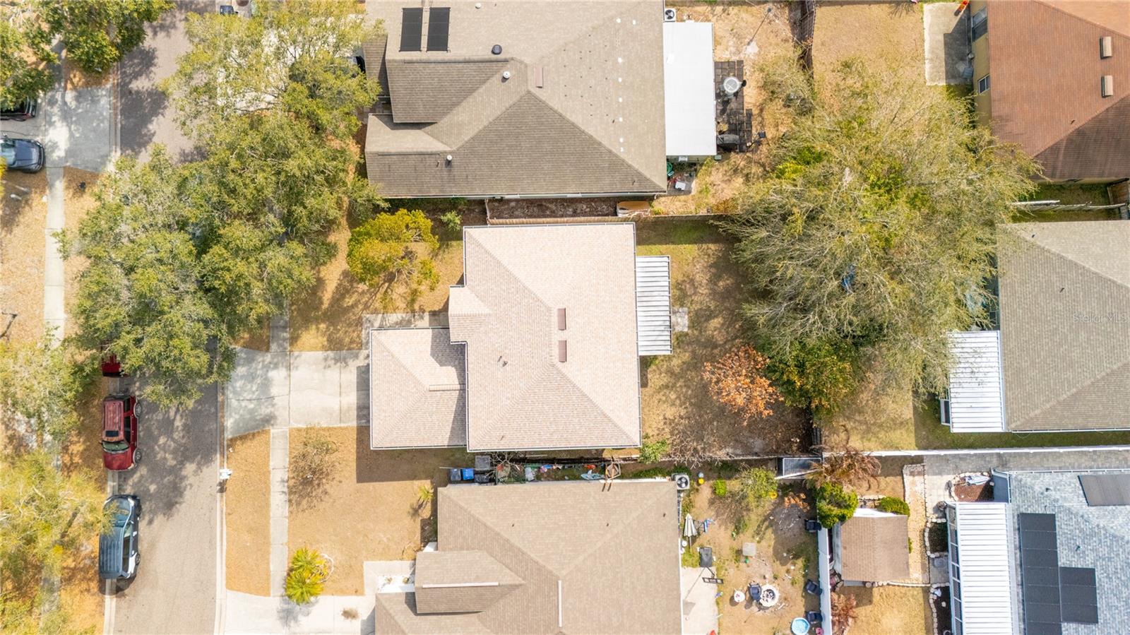 10529 MARONDA DR — photo 33