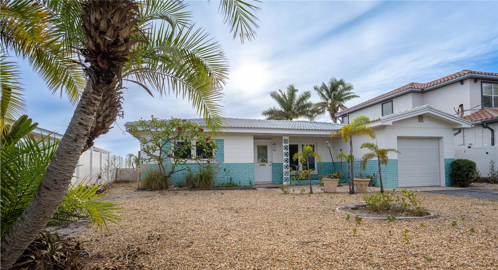 1425 COREY WAY S — photo 30
