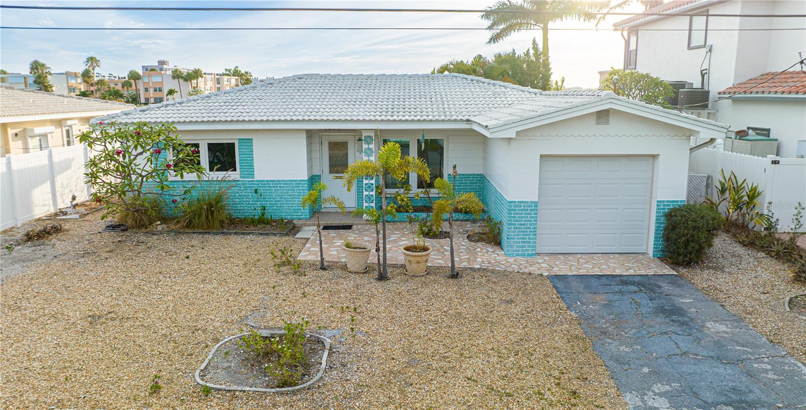 1425 COREY WAY S — photo 13