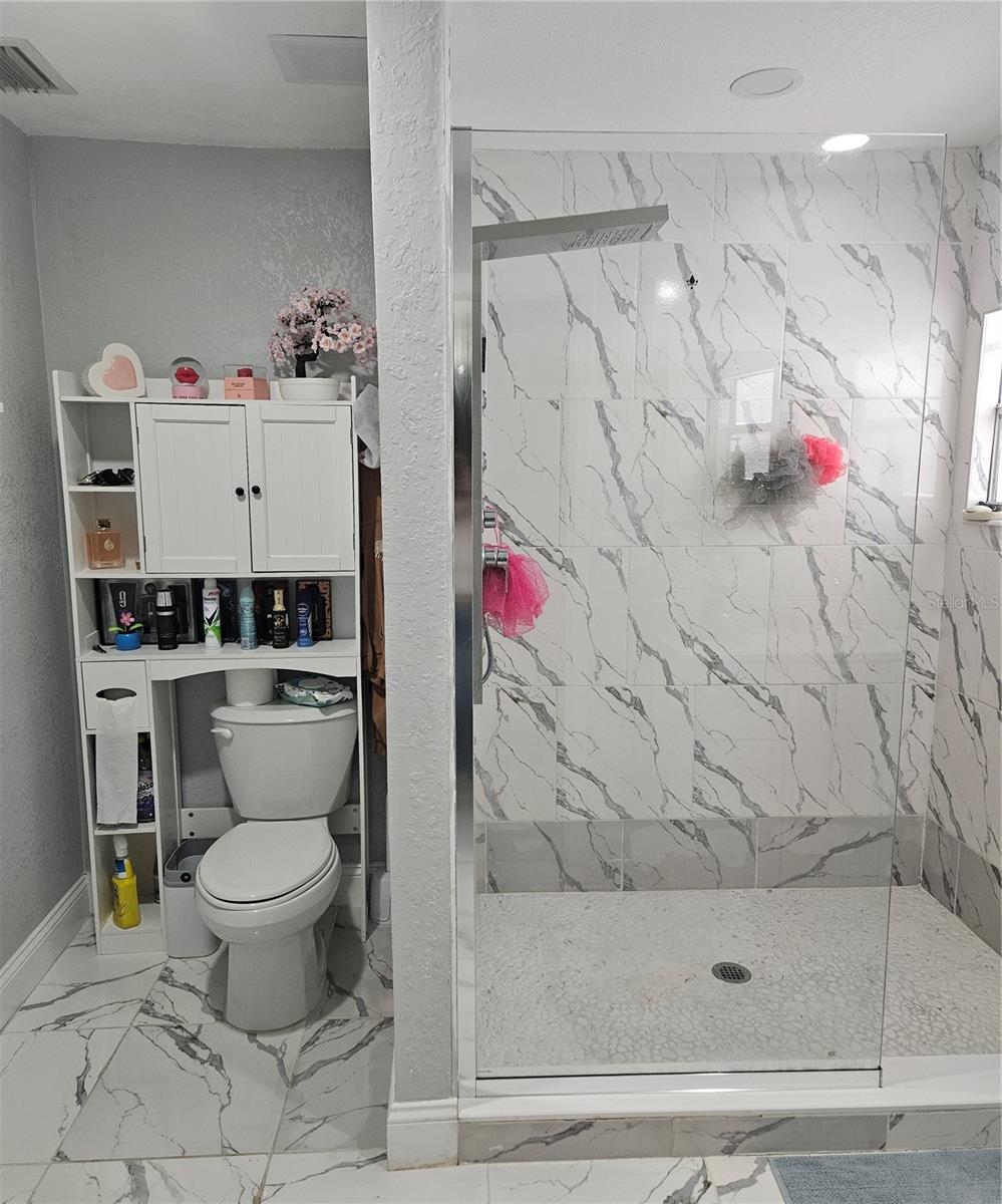 9306 FOREST HILLS DR — photo 7