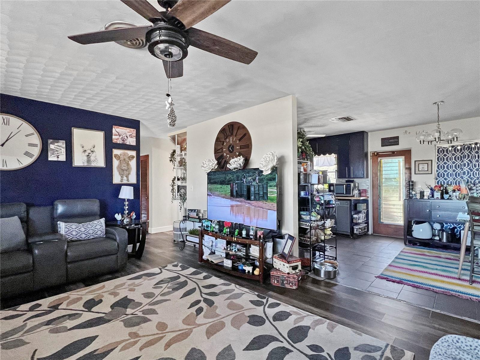 2519 MOCCASIN WALLOW RD — photo 13