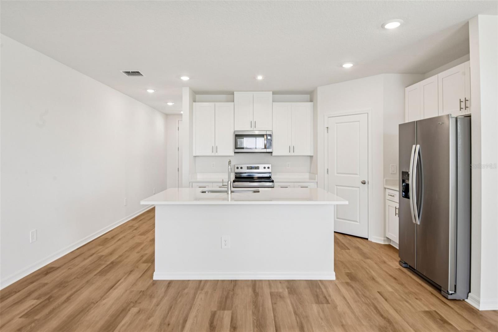 12573 HOMELAND DR — photo 13