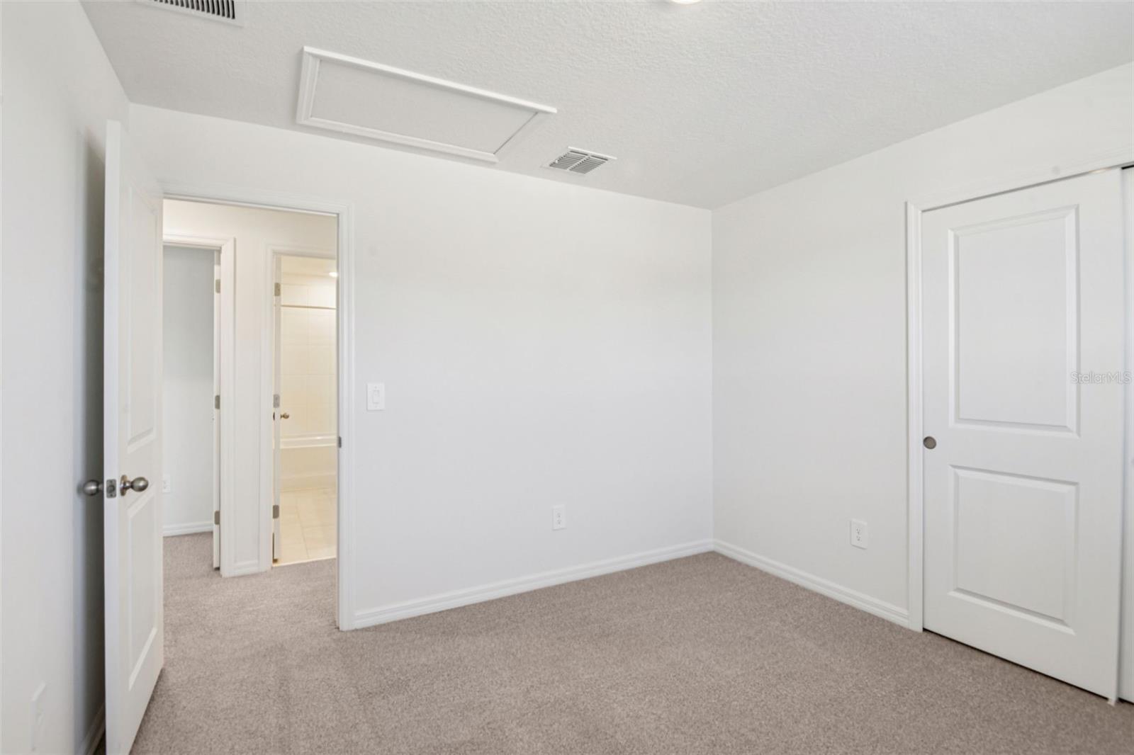12573 HOMELAND DR — photo 29