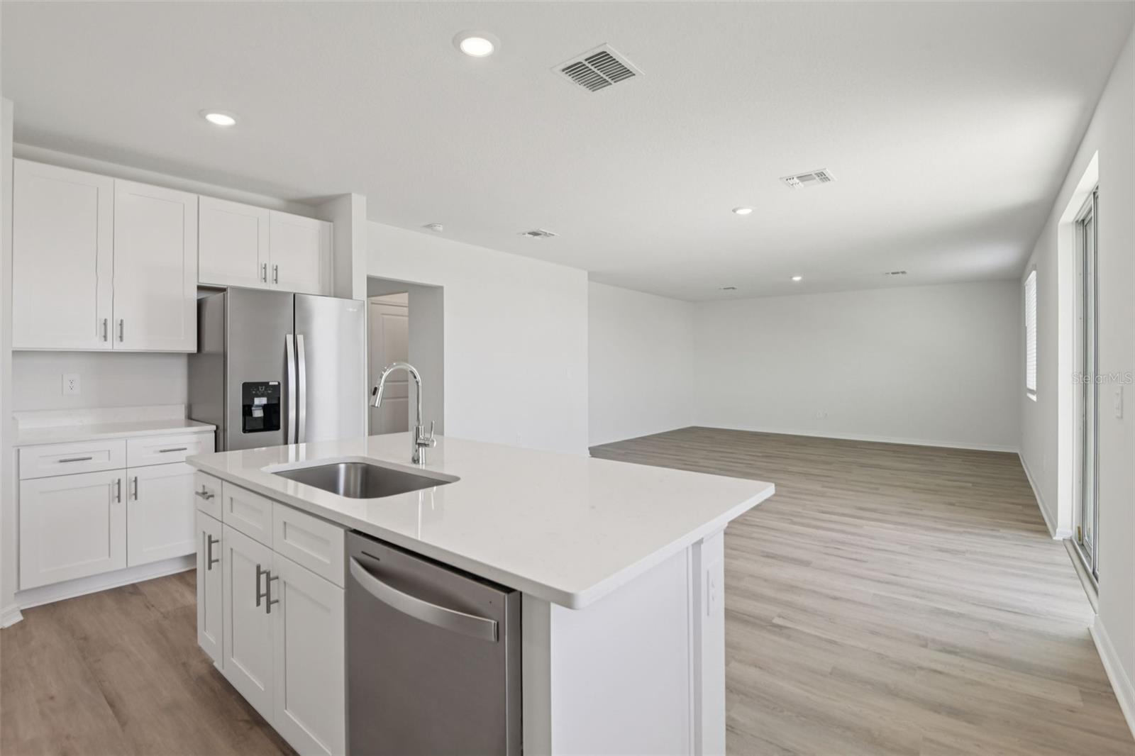 12581 HOMELAND DR — photo 14