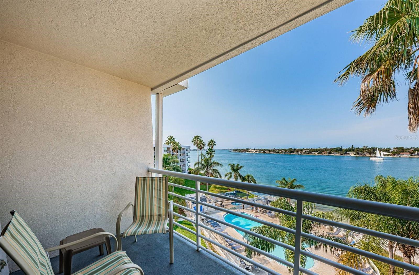 5801 BAHIA DEL MAR CIR #512 — photo 24