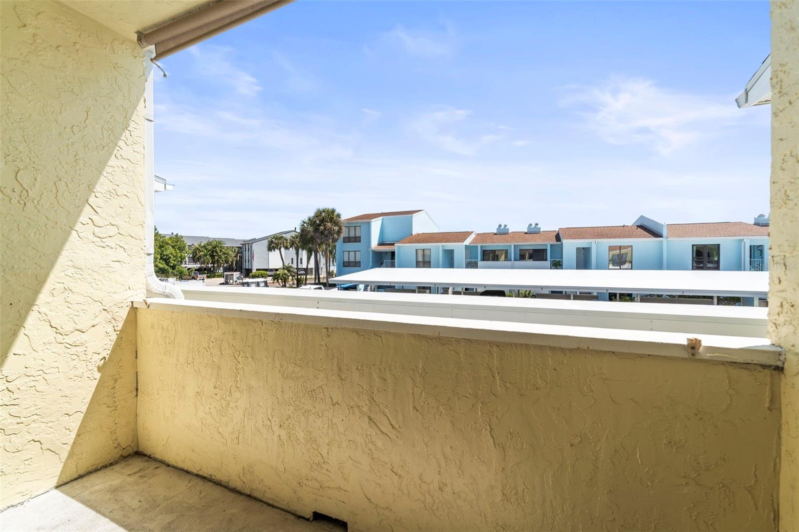 1 WINDRUSH BLVD #24 — photo 3