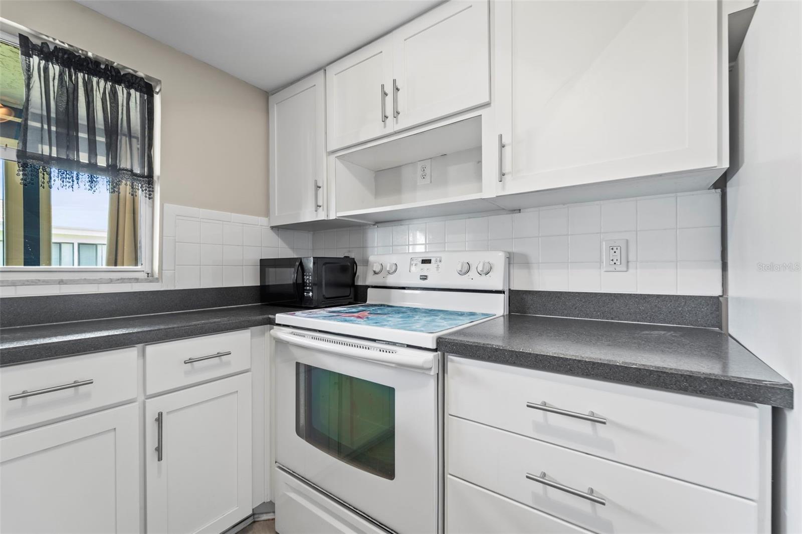 1 WINDRUSH BLVD #24 — photo 23