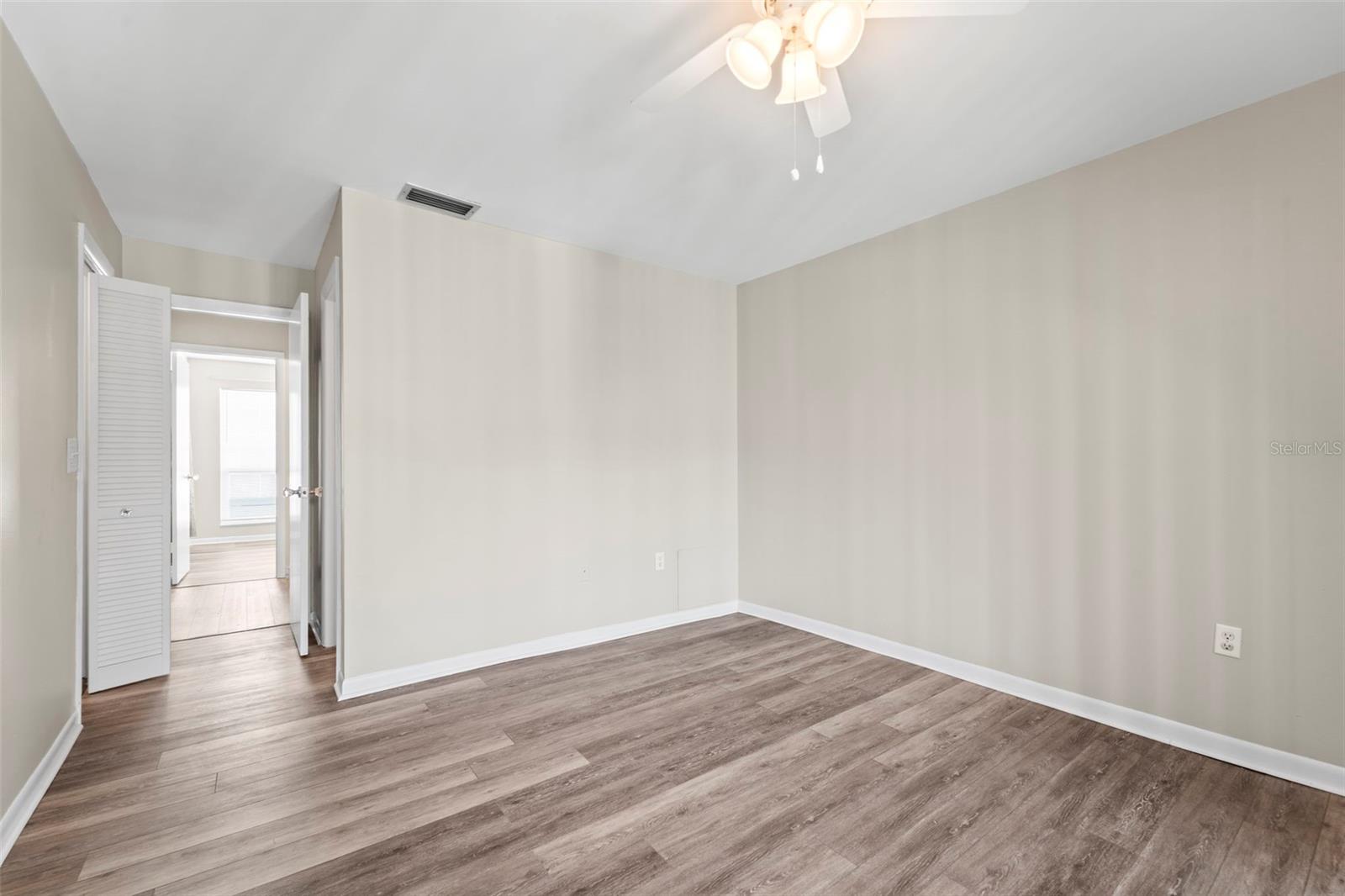 1 WINDRUSH BLVD #24 — photo 34
