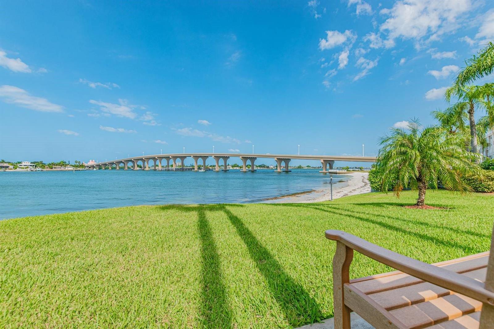 5901 BAHIA DEL MAR CIR #223 — photo 28
