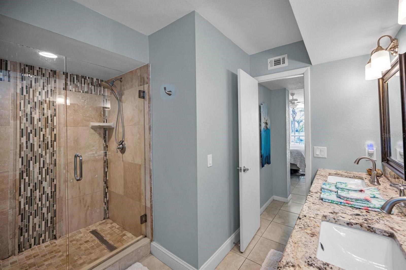5901 BAHIA DEL MAR CIR #223 — photo 18