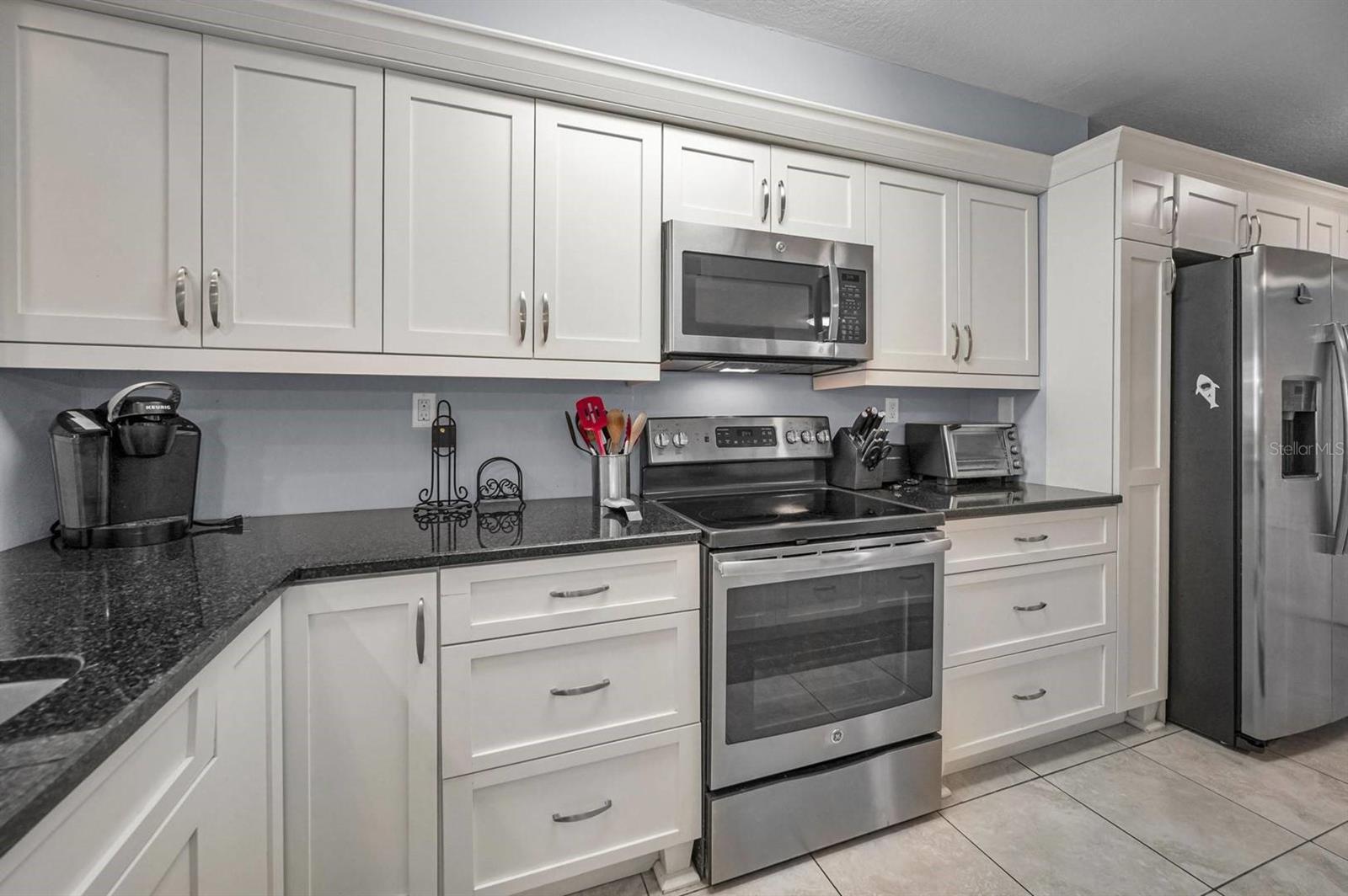 5901 BAHIA DEL MAR CIR #223 — photo 4