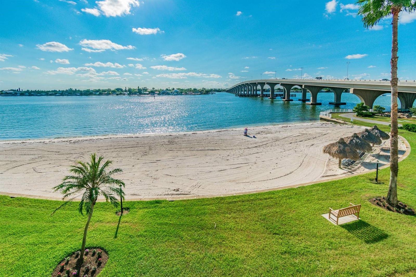 5901 BAHIA DEL MAR CIR #422 — photo 23