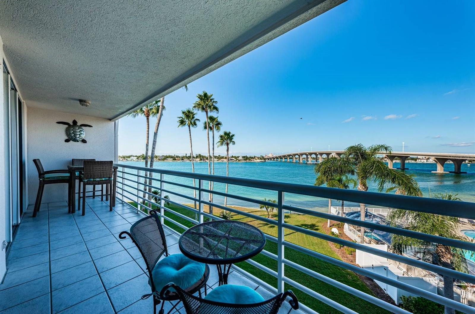 5901 BAHIA DEL MAR CIR #422 — photo 24