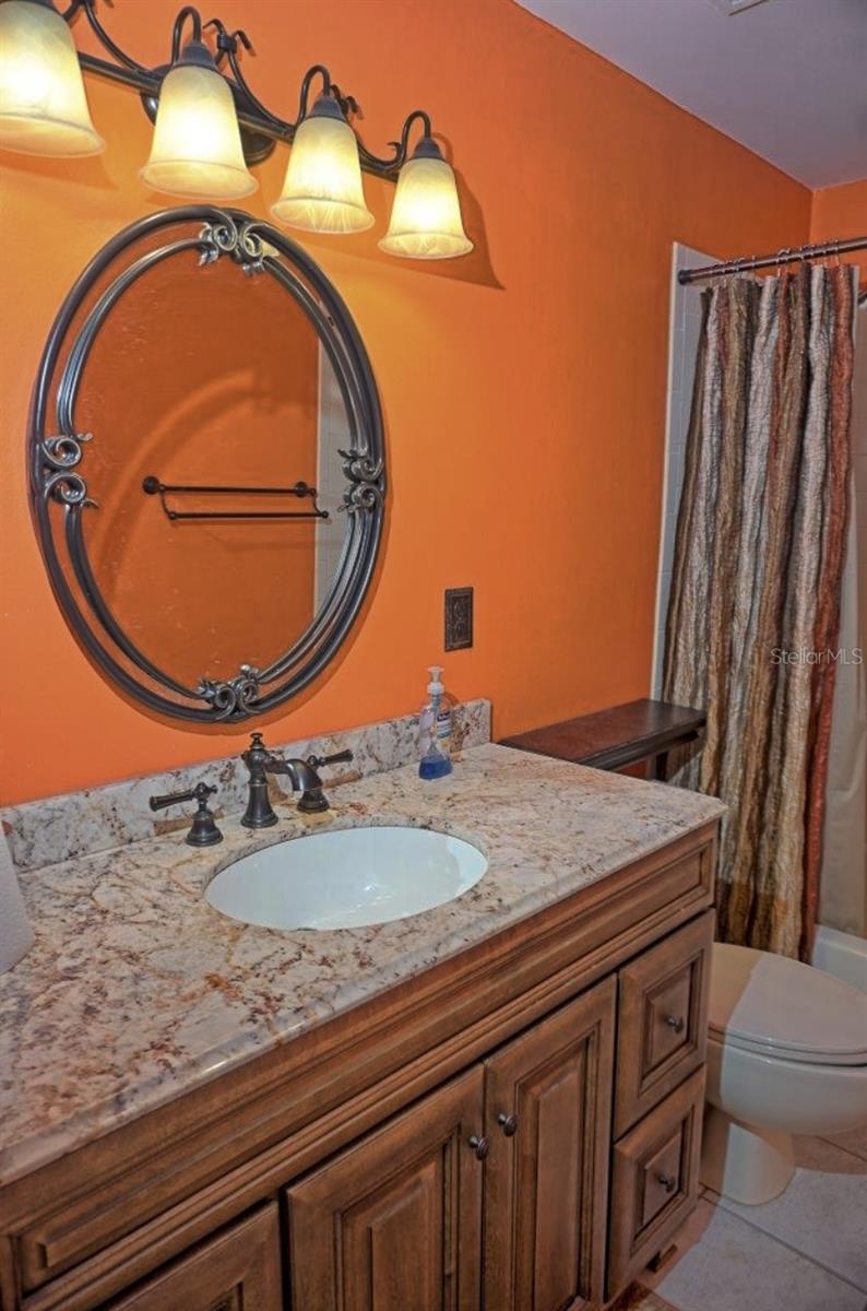 2051 VISTA DEL SOL CIR #202 — photo 28