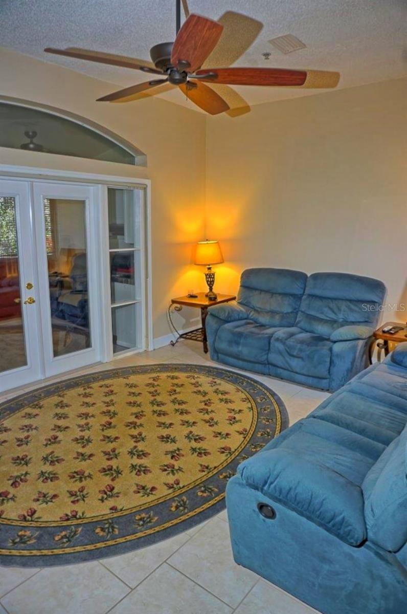 2051 VISTA DEL SOL CIR #202 — photo 12
