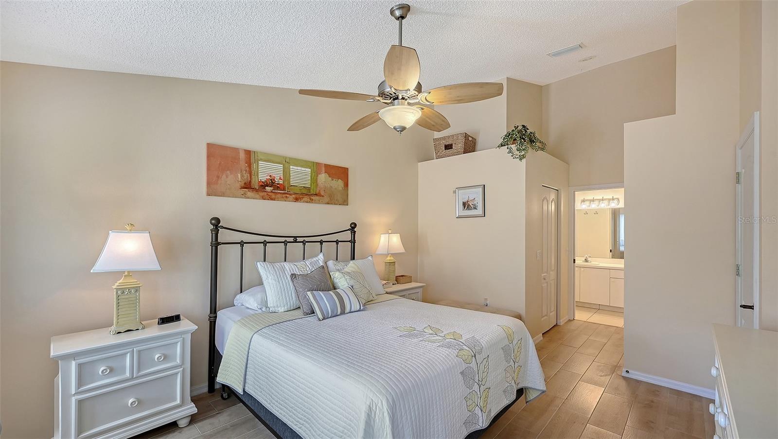 4655 TOWER HILL LN #2422 — photo 18