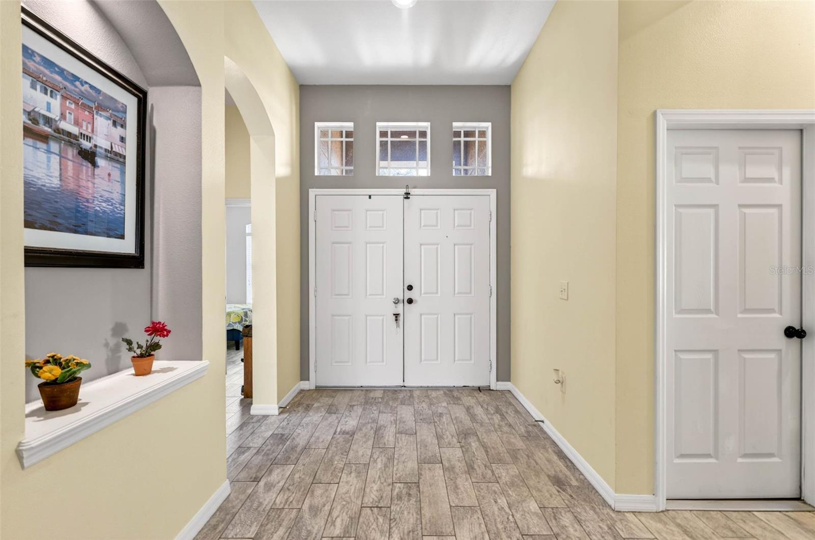 11013 ROCKLEDGE VIEW DR — photo 4