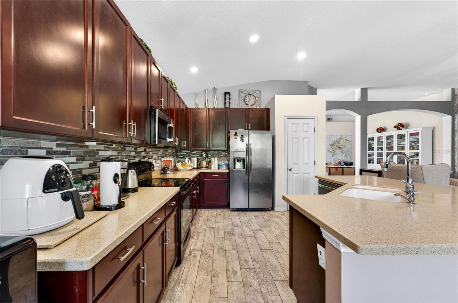 11013 ROCKLEDGE VIEW DR — photo 13