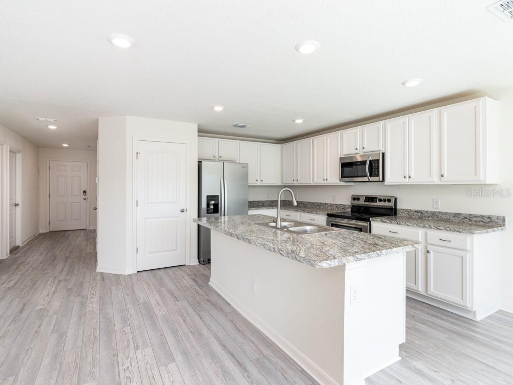 1359 HAGERICK LN — photo 2