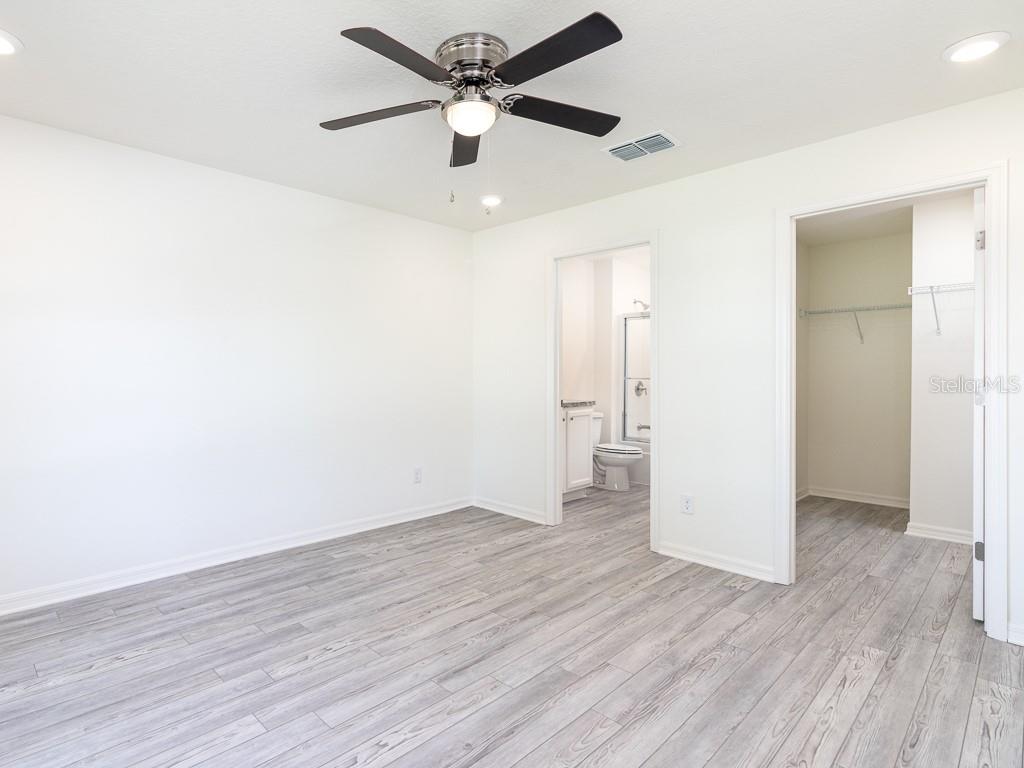 1359 HAGERICK LN — photo 8