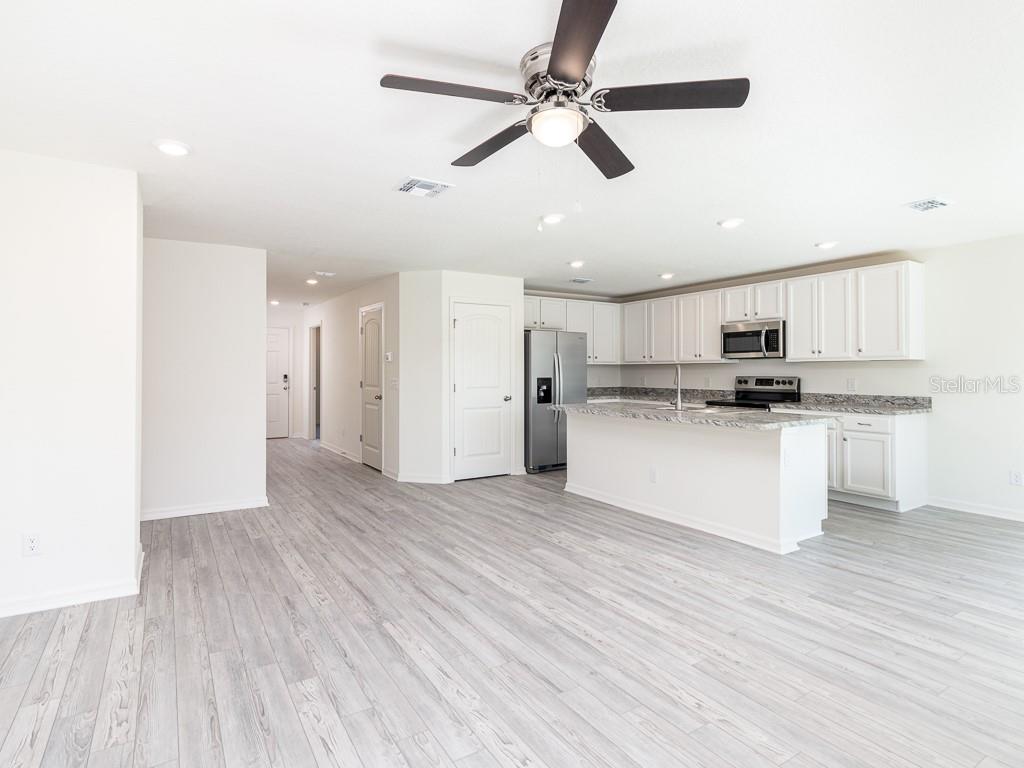 1359 HAGERICK LN — photo 4