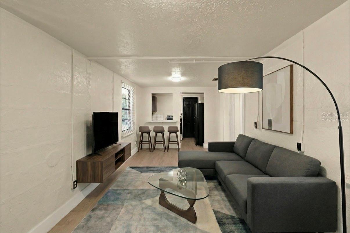 1804 E PALIFOX ST — photo 2