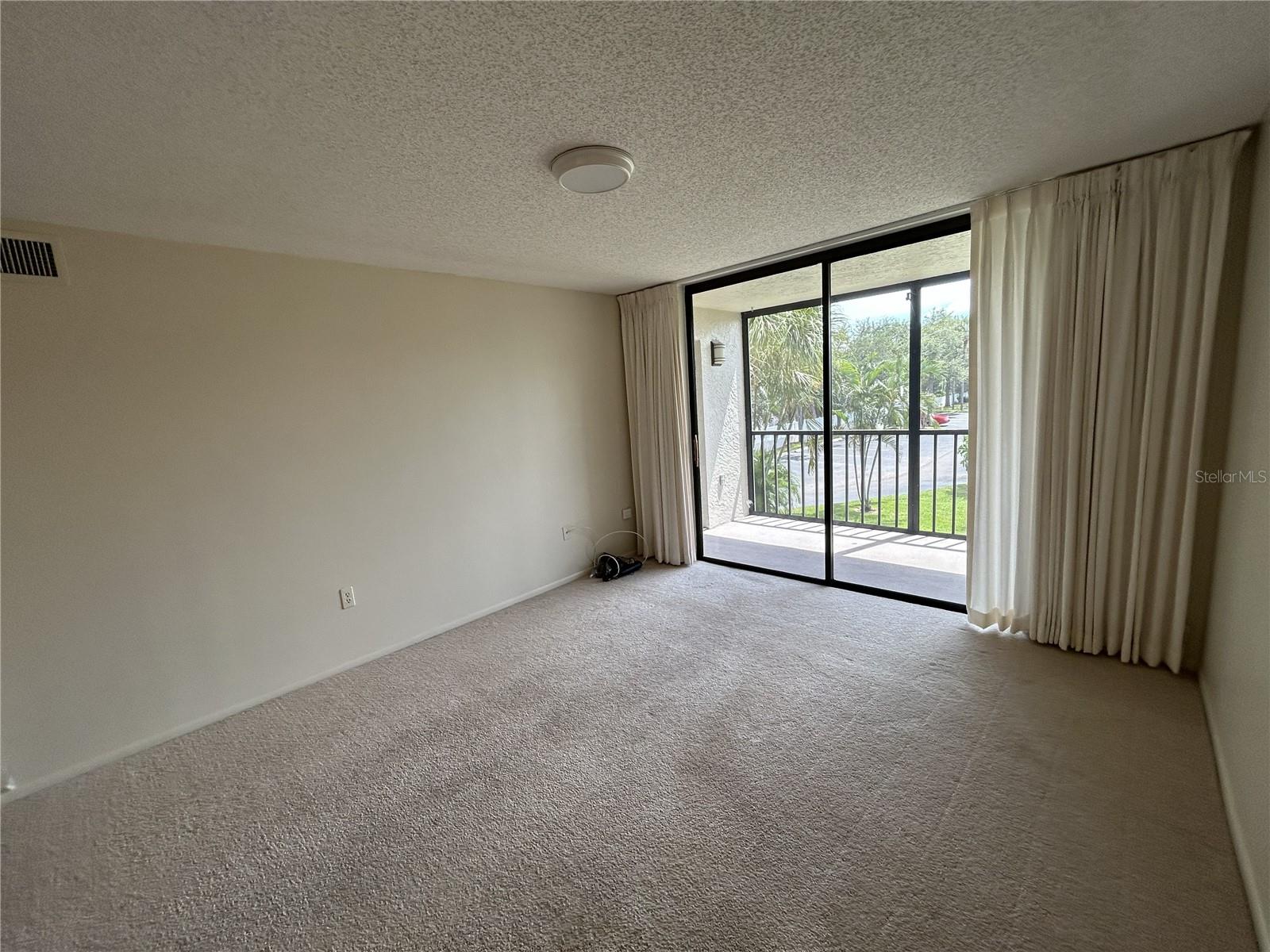 1316 PASADENA AVE S #202 — photo 12