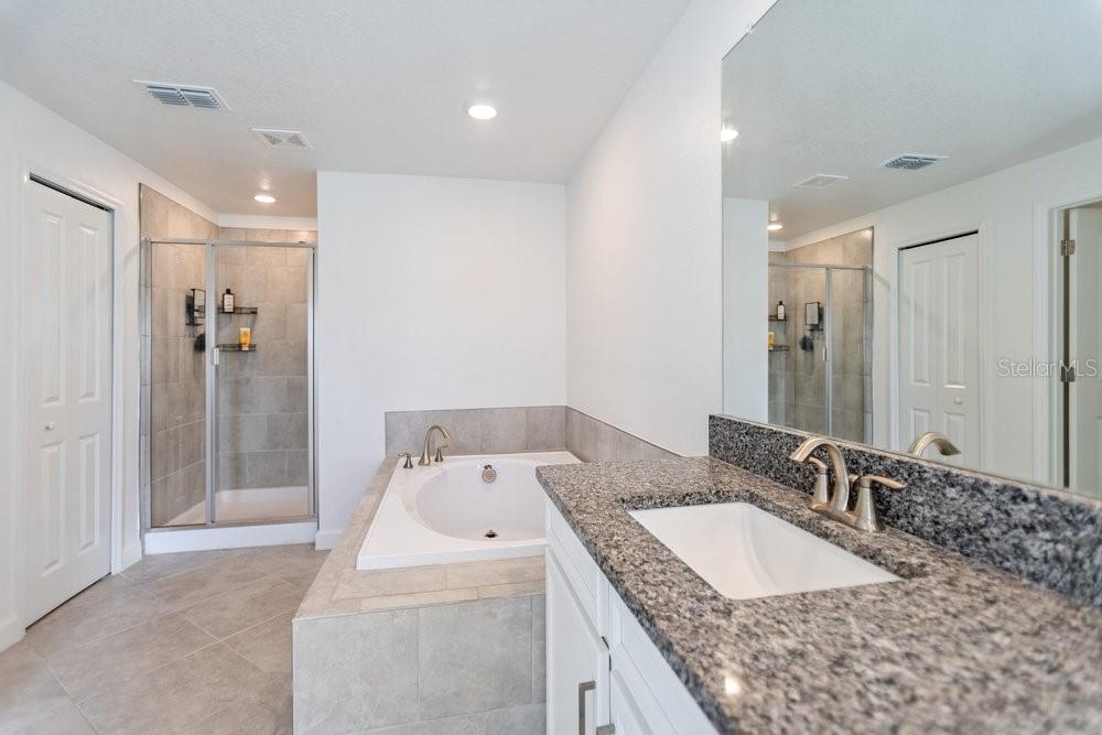 8241 CORNER PINE WAY — photo 21