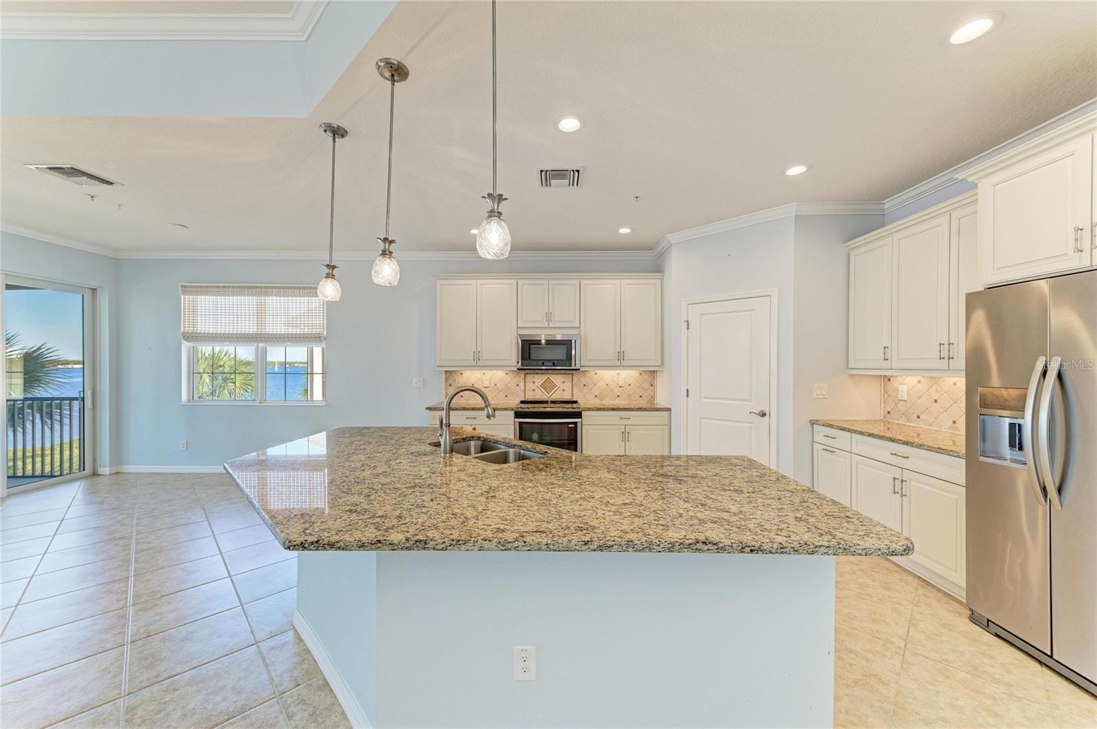 1246 RIVERSCAPE ST — photo 19