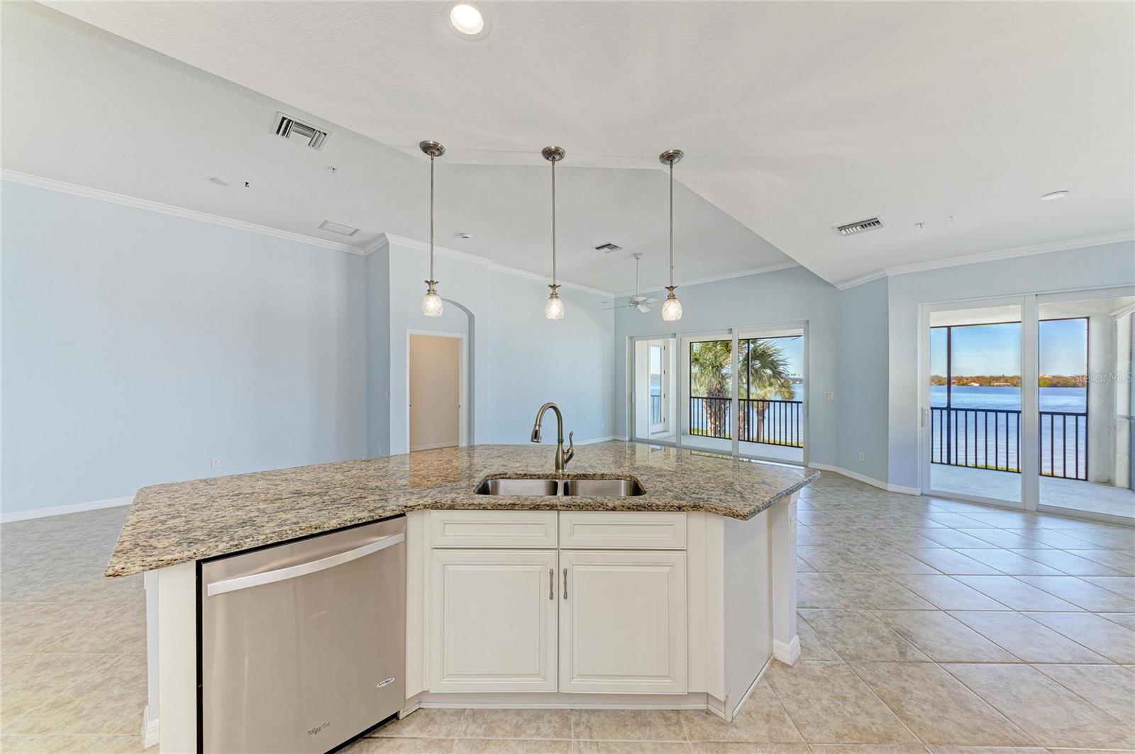 1246 RIVERSCAPE ST — photo 25