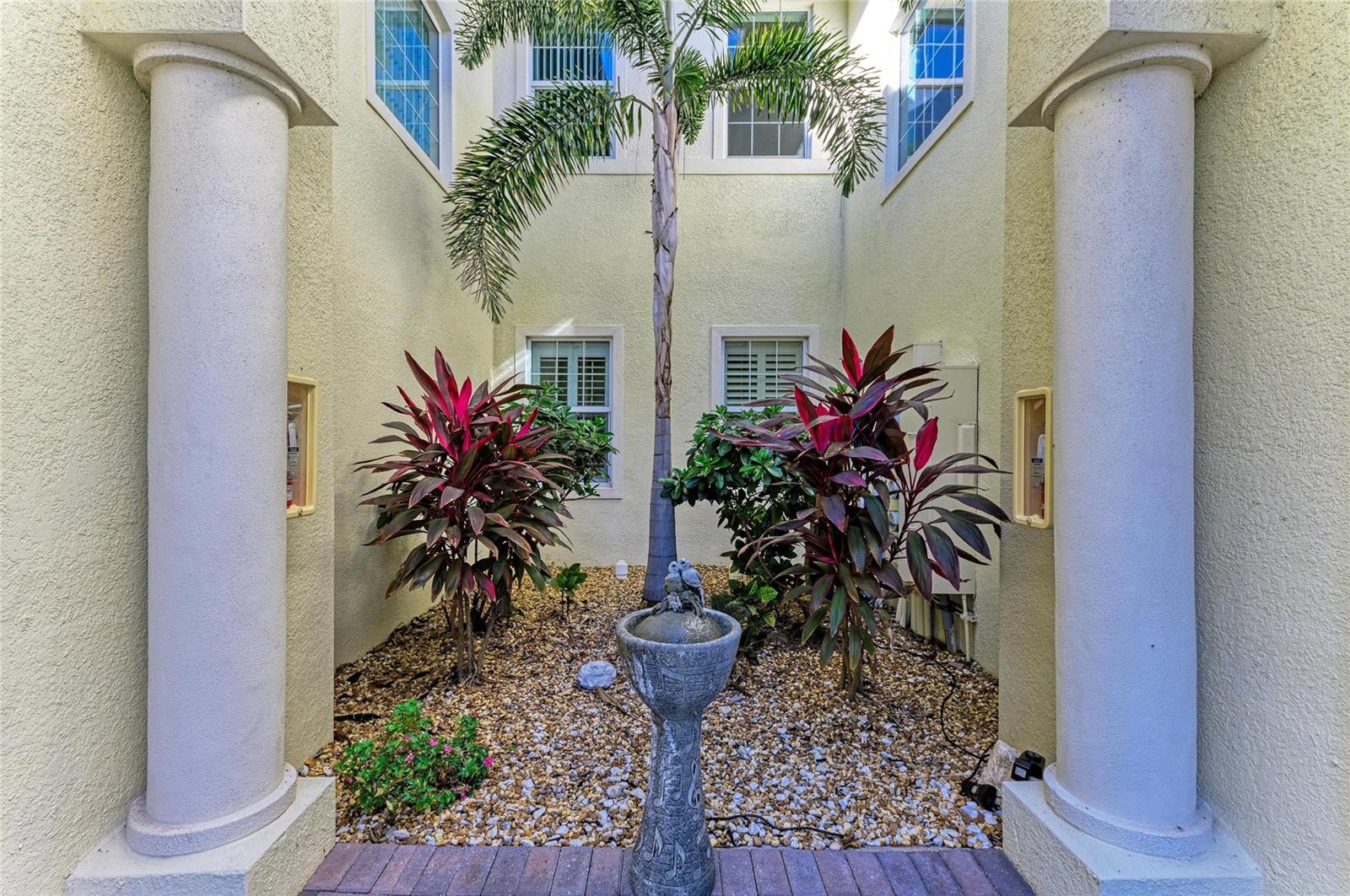 1246 RIVERSCAPE ST — photo 12