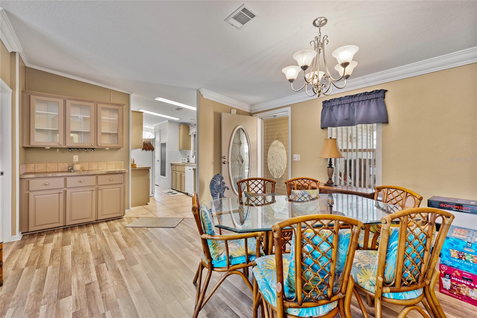 134 AMERICANA CT NE #216 — photo 8