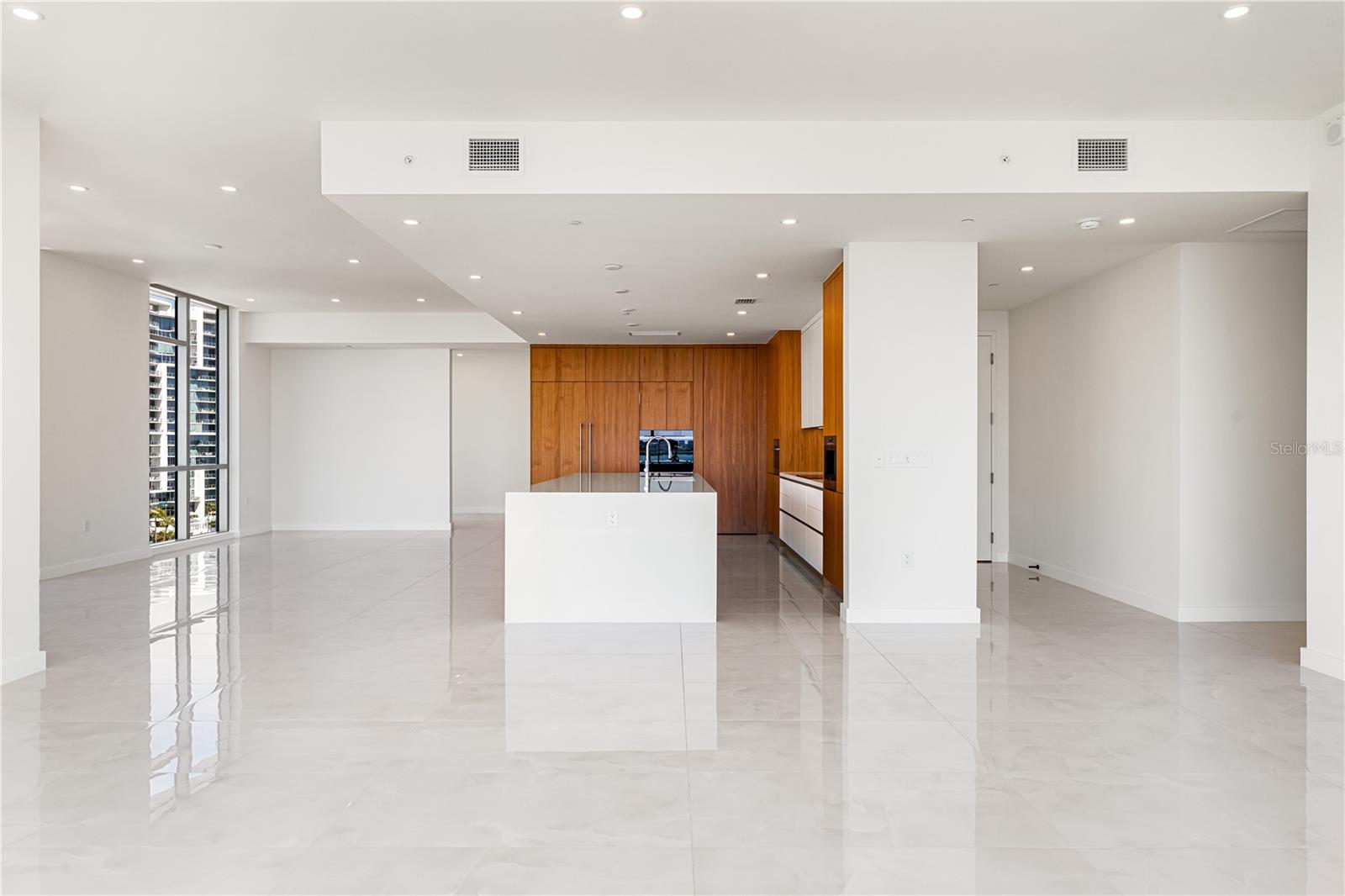 111 GOLDEN GATE #701 — photo 15