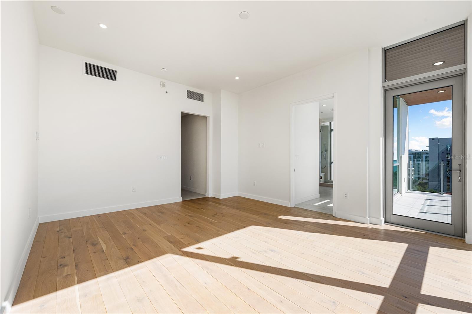111 GOLDEN GATE #701 — photo 37