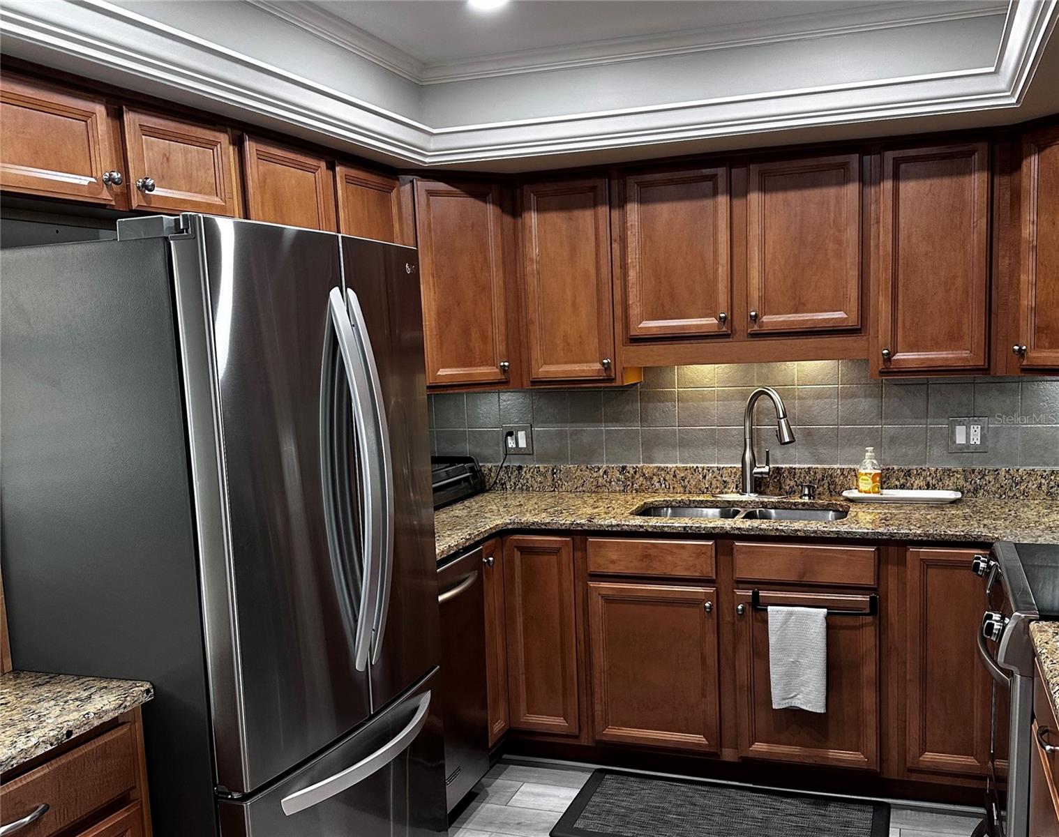 5108 BRITTANY DR S #204 — photo 15