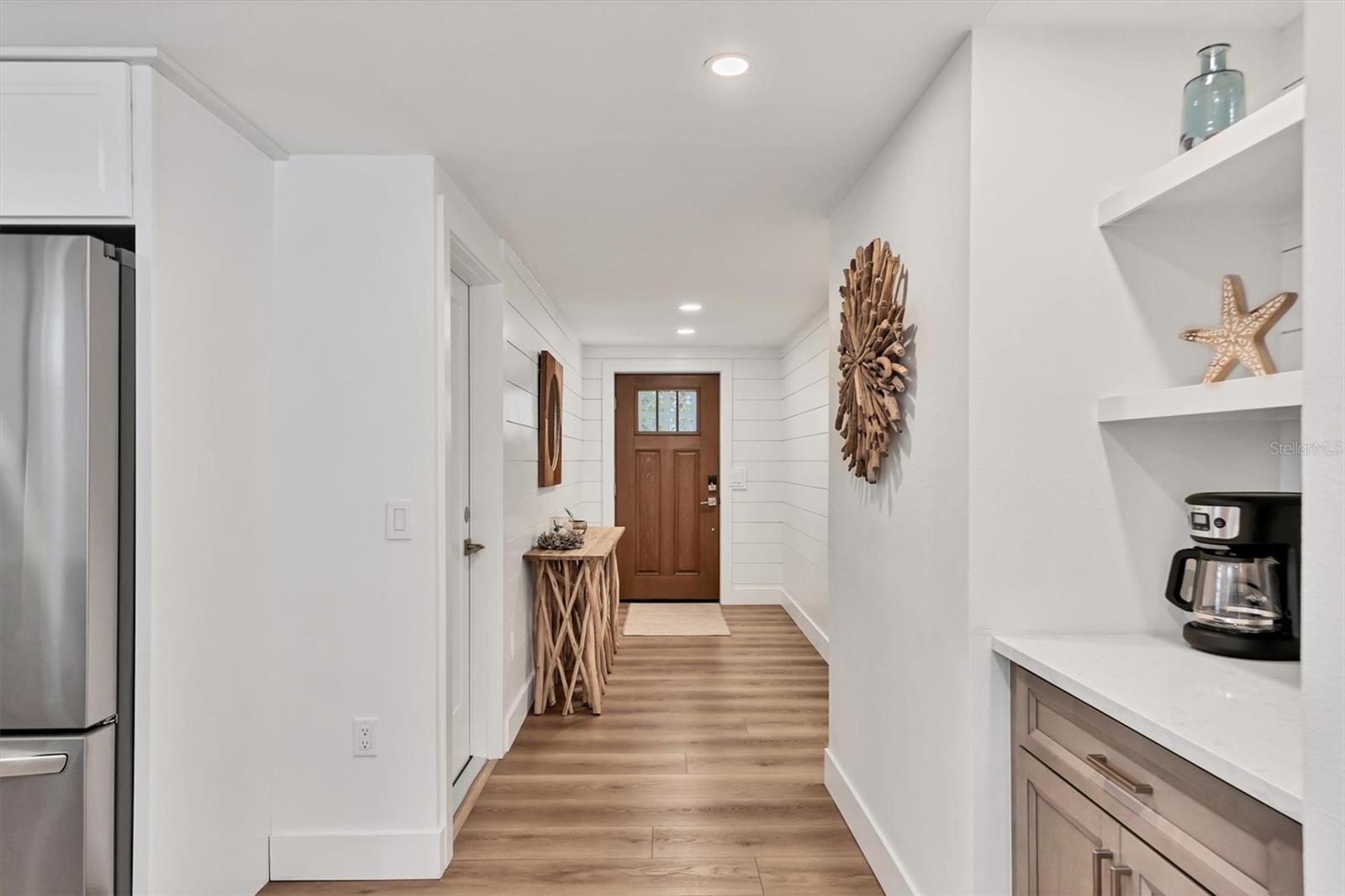 270 GLADIOLUS ST — photo 6