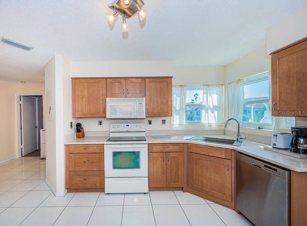 6151 BAHIA DEL MAR BLVD #226 — photo 4