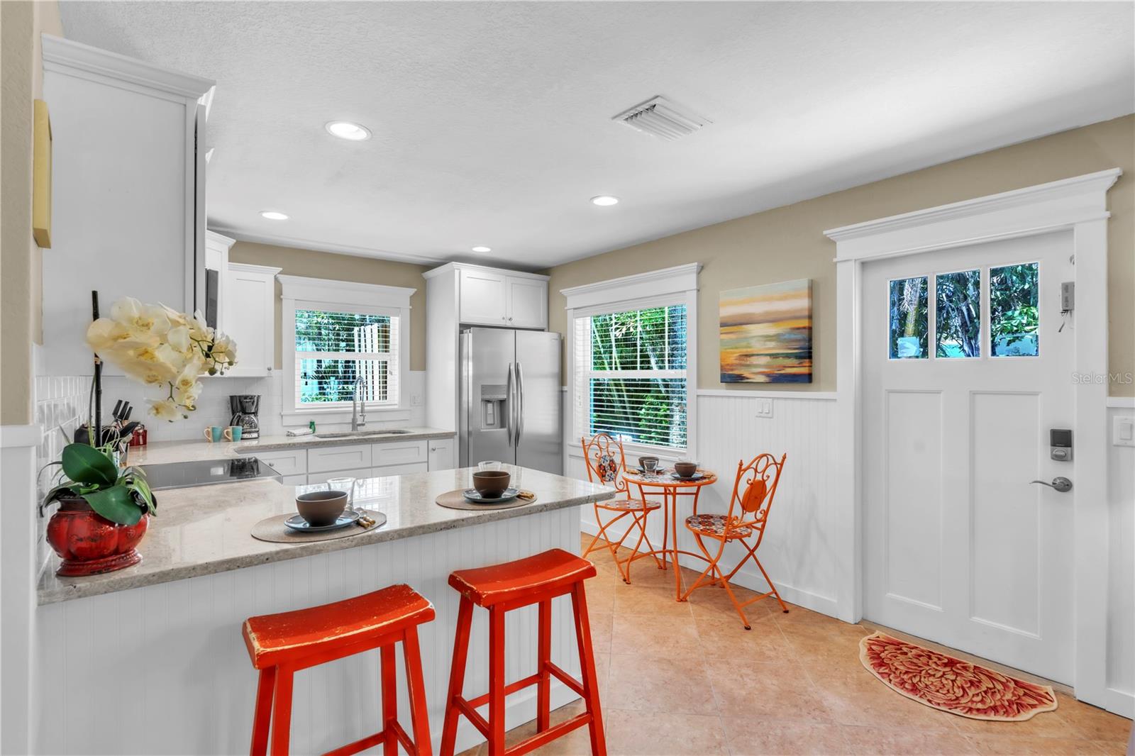 205 PEACOCK LN #A — photo 10