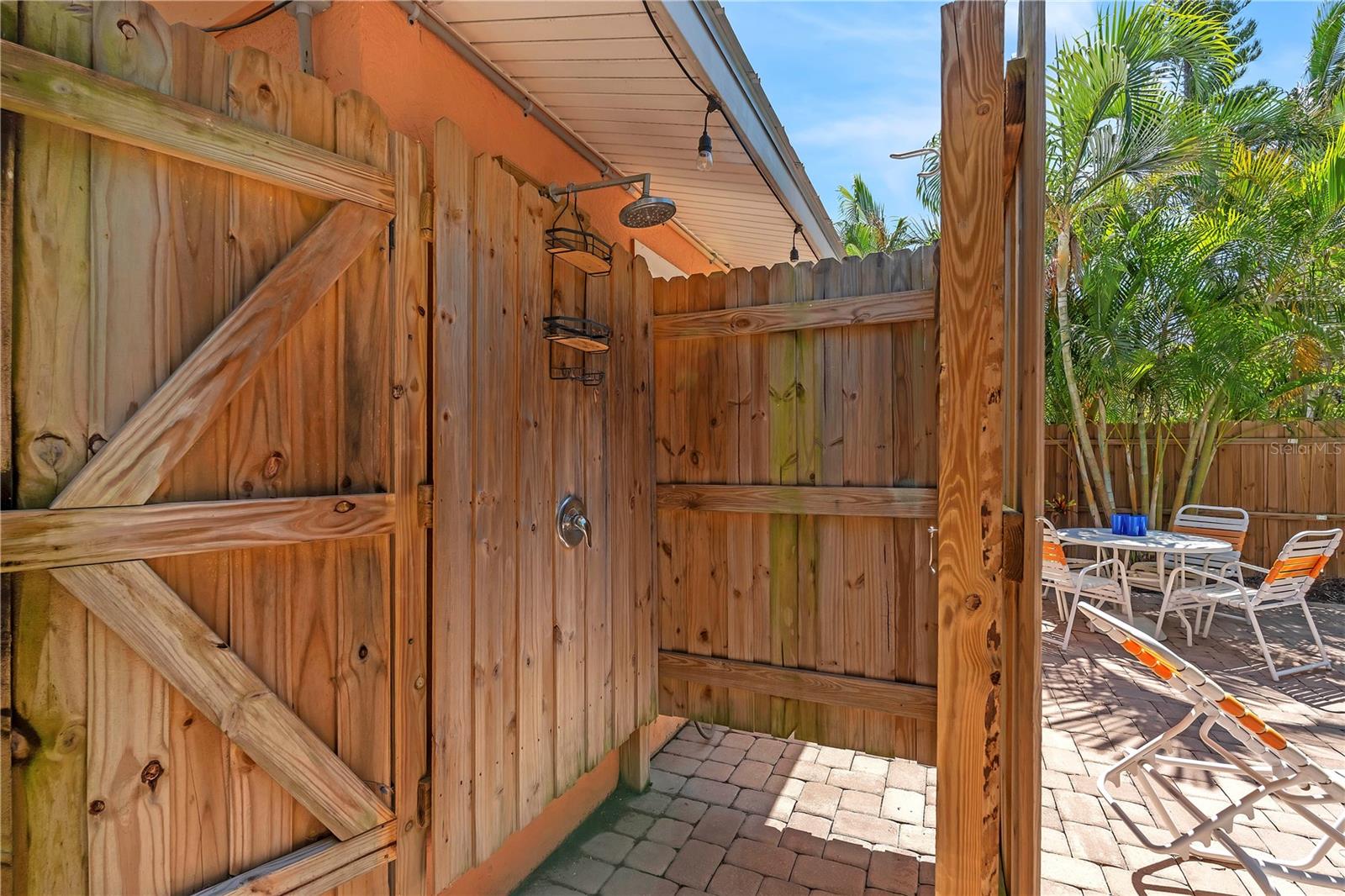 205 PEACOCK LN #A — photo 19