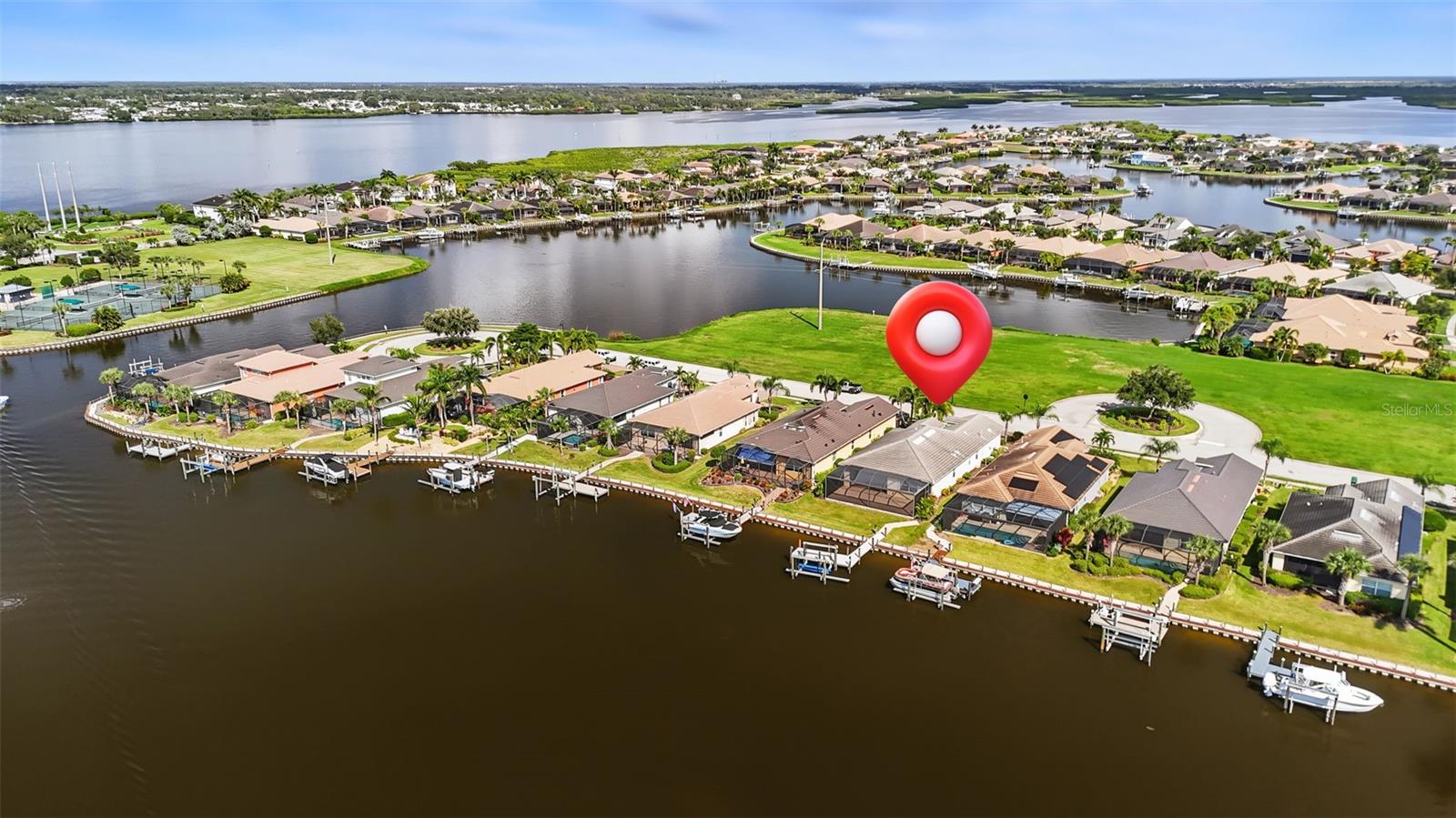 1022 OVERLOOK CT — photo 4