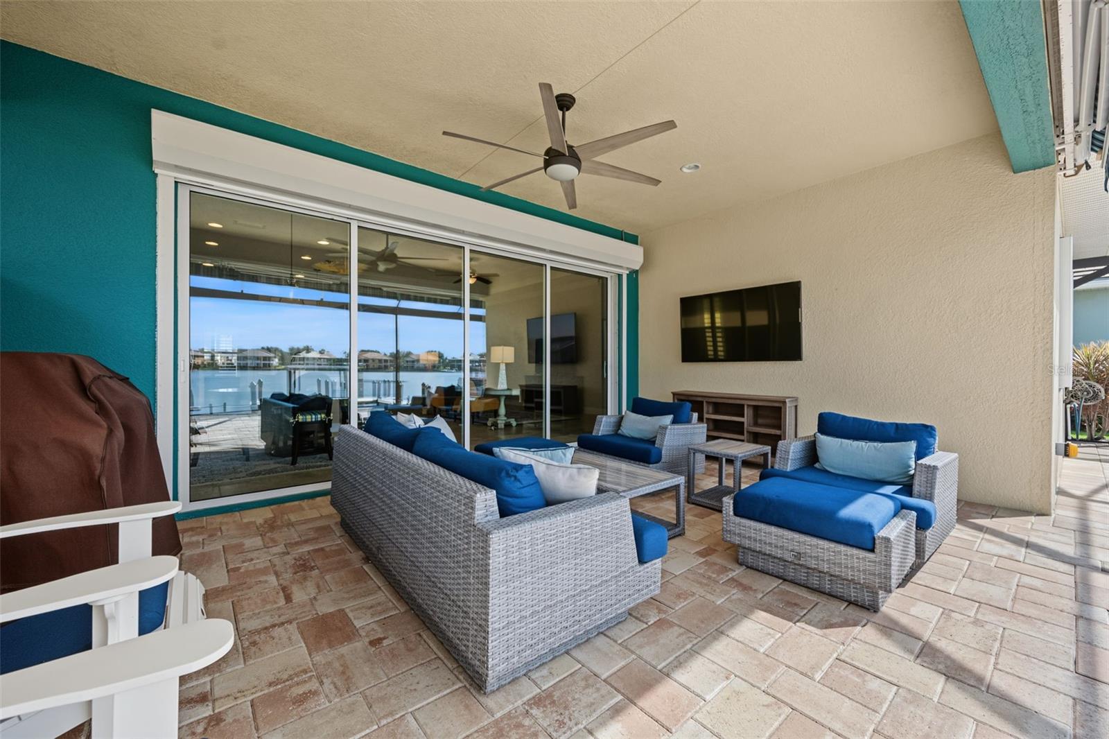 1022 OVERLOOK CT — photo 32