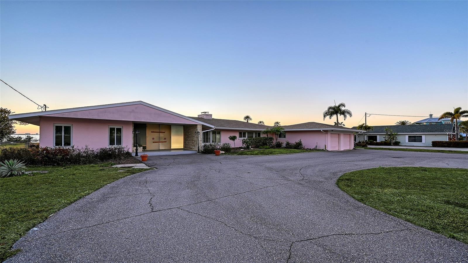 7322 WESTMORELAND DR — photo 5