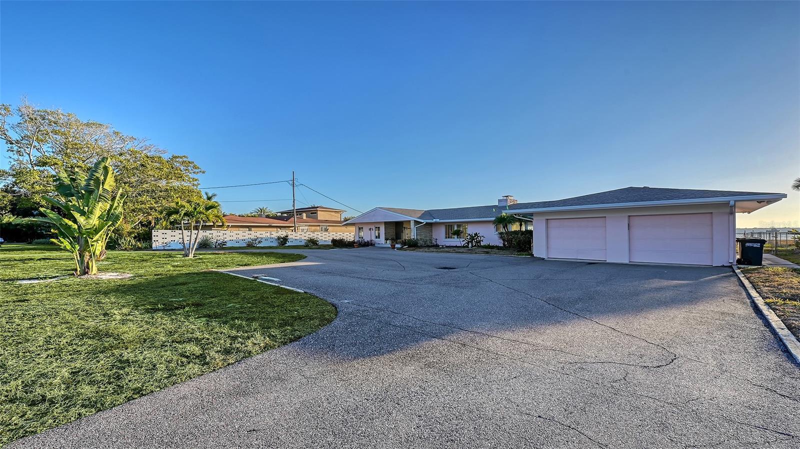 7322 WESTMORELAND DR — photo 4