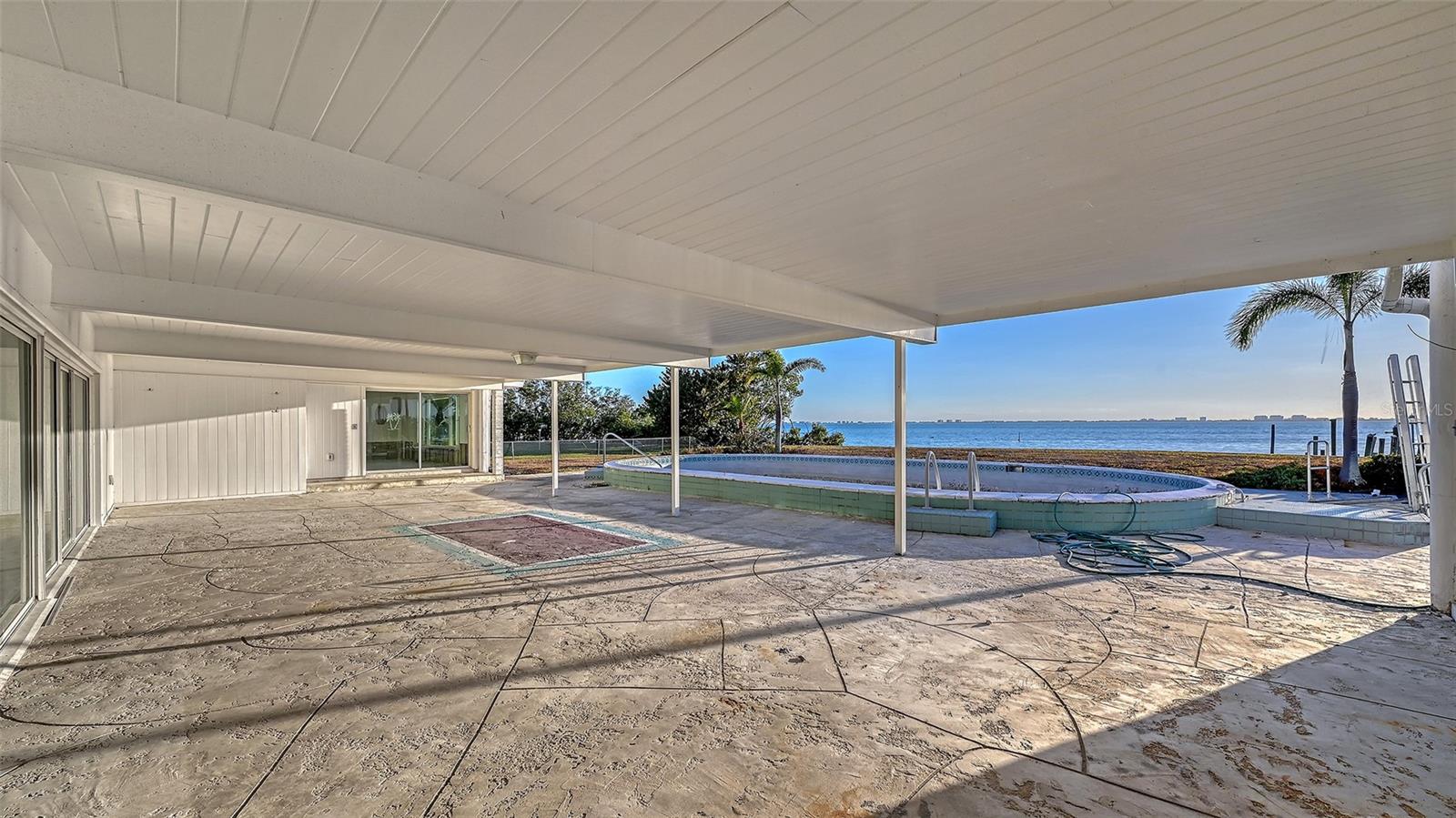7322 WESTMORELAND DR — photo 6