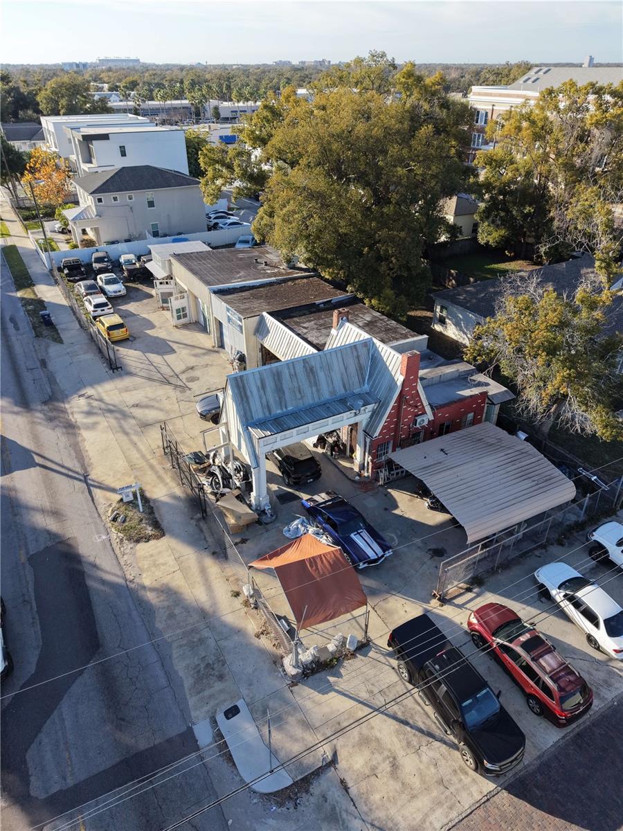 201 W COLUMBUS DR — photo 6