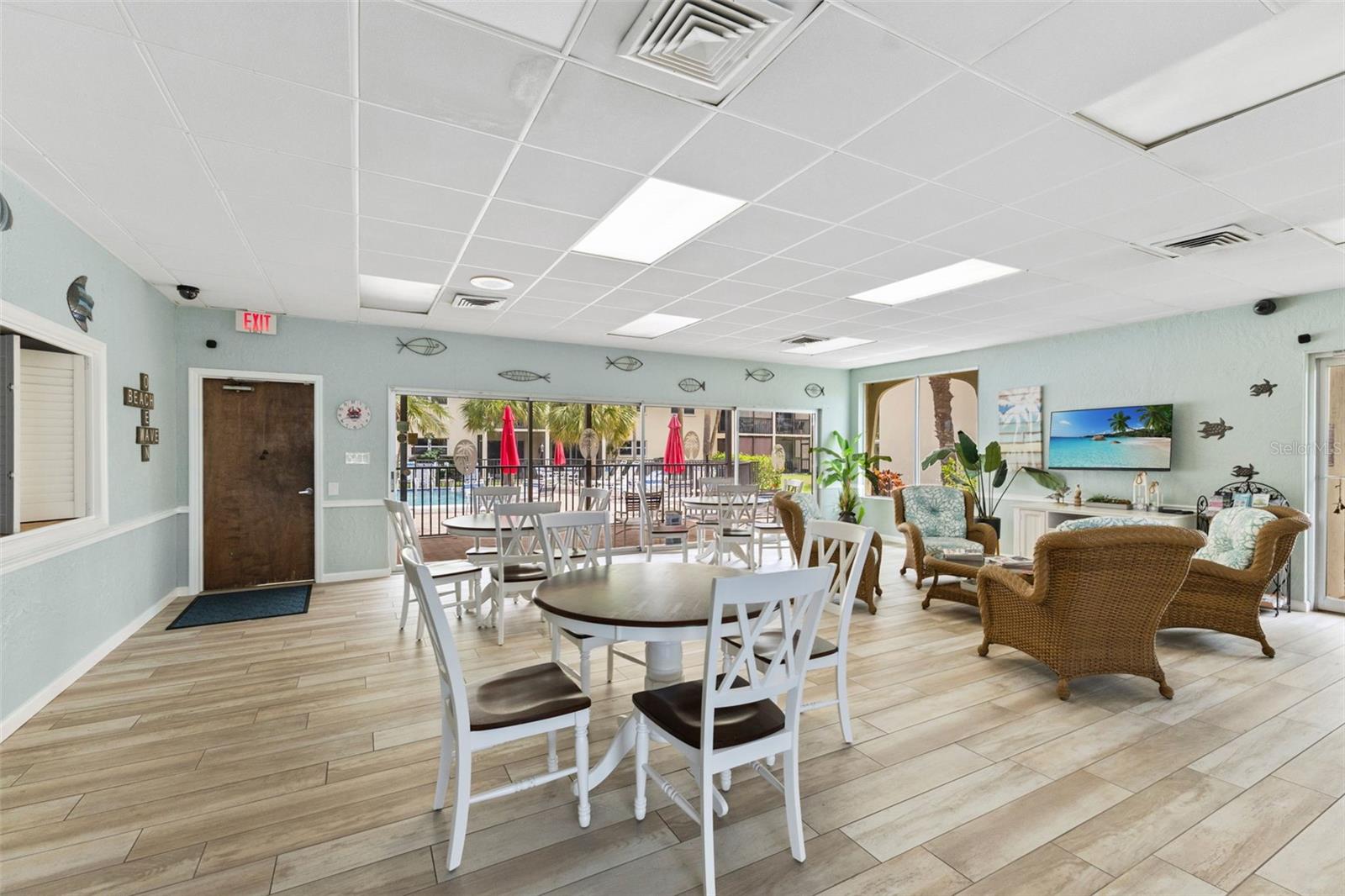 915 BEACH RD #318 — photo 41