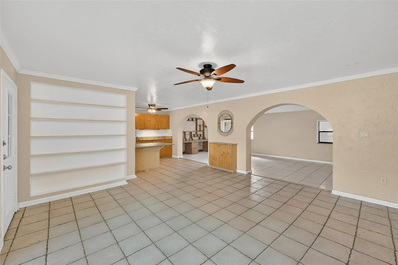 3946 OMEGA CIR — photo 5