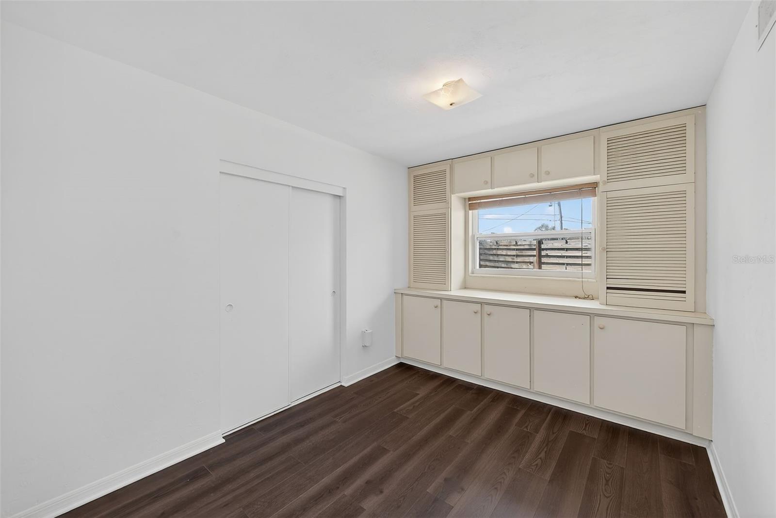 3946 OMEGA CIR — photo 26